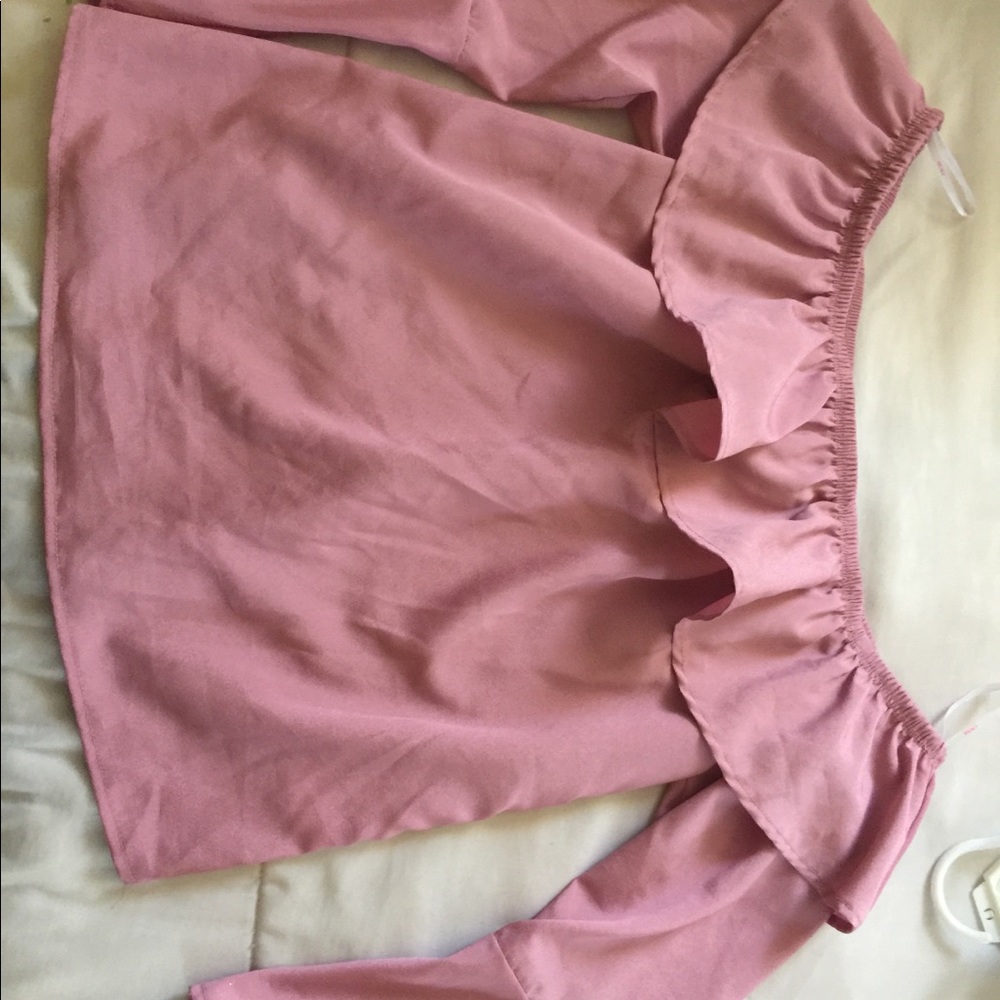 Over the shoulder top